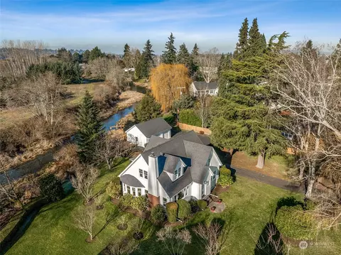 2307 Mcelroy Pl, Puyallup, WA 98371