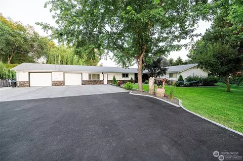 1501 Summit Pl, Walla Walla, WA 99362