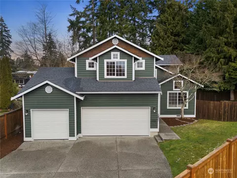 4831 192nd St SW, Lynnwood, WA 98036
