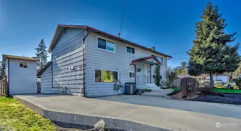 4708 224 Pl SW, Mountlake Terrace, WA 98043