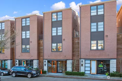 3209 W Lynn St, Seattle, WA 98199