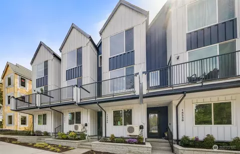 14586 Westminster Way N, Shoreline, WA 98133