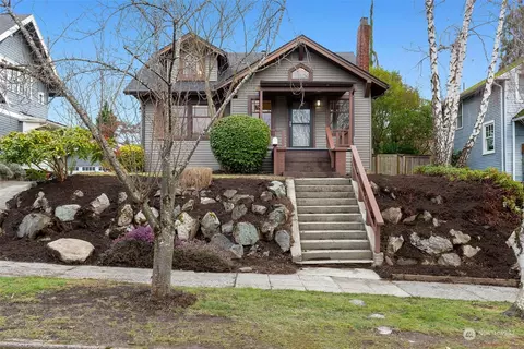 2842 32nd Ave S, Seattle, WA 98144