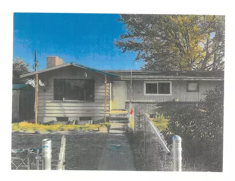 104 Chuckie Ln W, Moses Lake, WA 98837