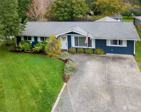 9510 Harvey Rd, Blaine, WA 98230