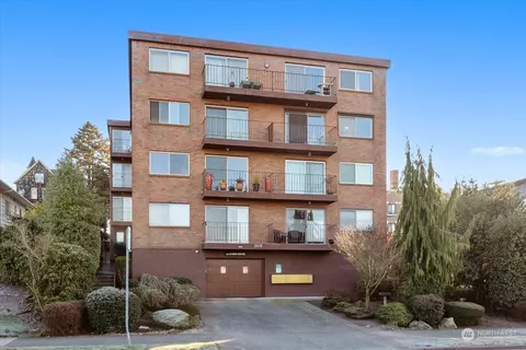2619 Rucker Ave #9, Everett, WA 98201 photo 2