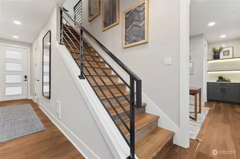 Entry Way - 18922 NE 99th Ct NE #B, Bothell, WA 98011 photo 1 of 1