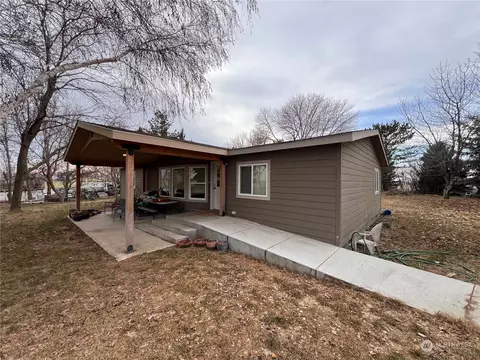 9260 N 283 Hwy, Ephrata, WA 98823