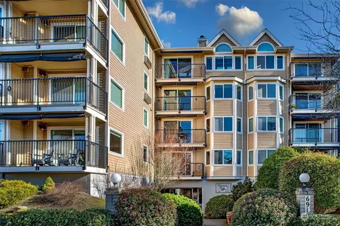 6910 California Ave SW #36, Seattle, WA 98136