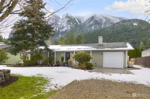 11110 428th Ave SE, North Bend, WA 98045