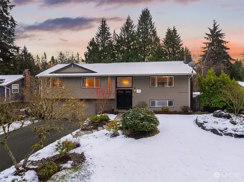 17443 NE 12th St, Bellevue, WA 98008