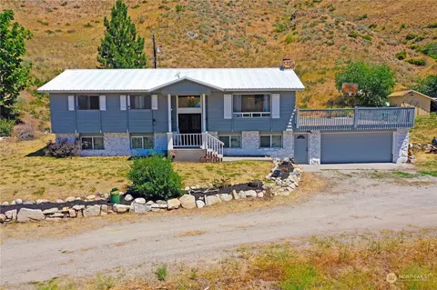 2 French Creek Rd, Methow, WA 98834
