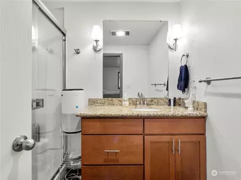 Bath - 16214 264th St E, Orting, WA 98360 photo 1 of 3
