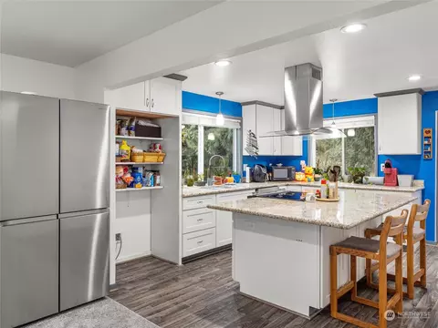 Kitchen - 16214 264th St E, Orting, WA 98360 photo 1 of 7