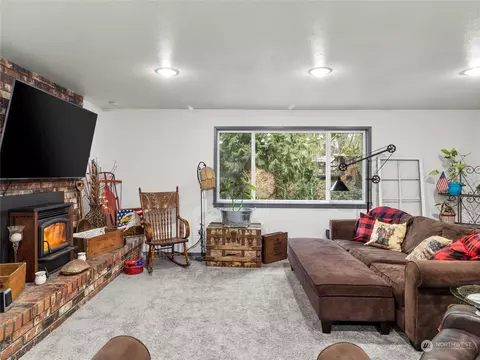 Living - 16214 264th St E, Orting, WA 98360 photo 5 of 7