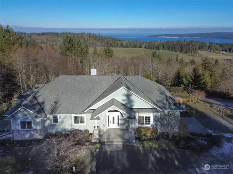 499 Louella Rd, Sequim, WA 98382