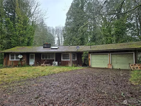 9070 Giles Rd, Blaine, WA 98230