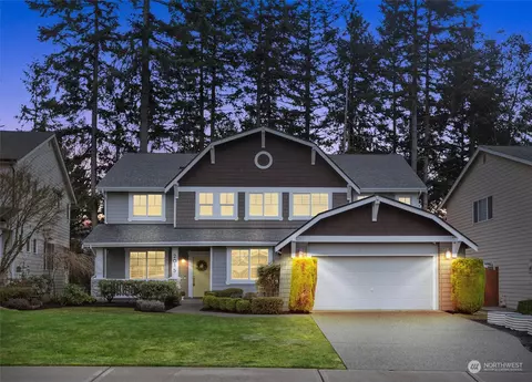 2015 NE 32nd St, Renton, WA 98056