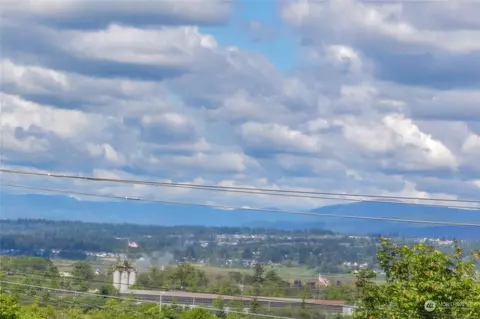 View/Area - 3035 Belmonte Ln, Everett, WA 98201 photo 2 of 4