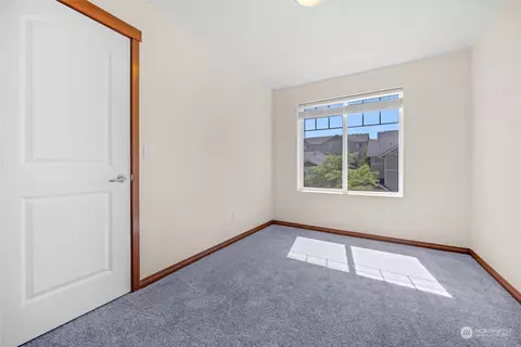 Bedroom - 3035 Belmonte Ln, Everett, WA 98201 photo 4 of 6