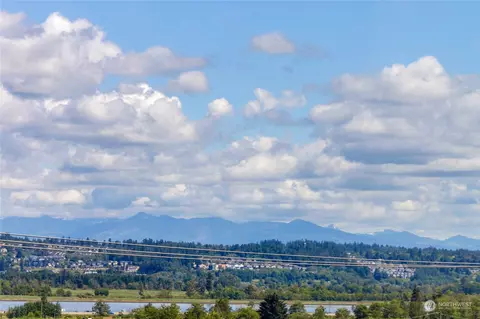 View/Area - 3035 Belmonte Ln, Everett, WA 98201 photo 1 of 4