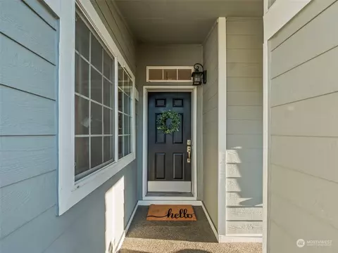 Entry Way - 508 Callendar St NW, Orting, WA 98360 photo 1 of 1