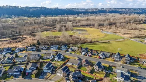 View/Area - 508 Callendar St NW, Orting, WA 98360 photo 4 of 5