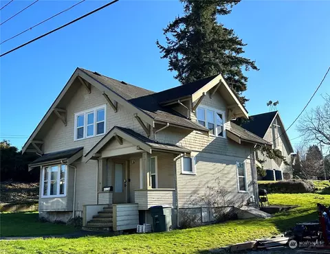 1708 Harris Ave, Bellingham, WA 98225