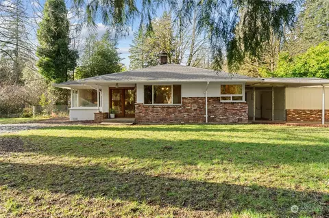 2922 Northlake Way NW, Bremerton, WA 98312