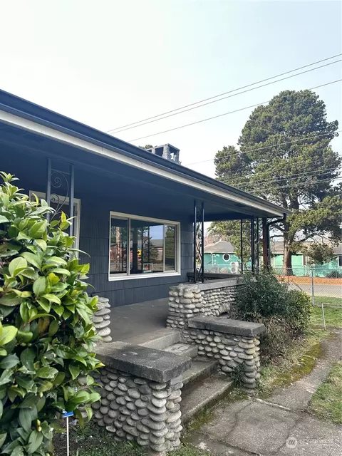 3502 S Sheridan Ave, Tacoma, WA 98418