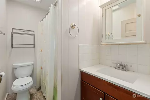 1220 Tower Ave, Raymond, WA 98577 photo 15