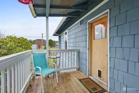 1220 Tower Ave, Raymond, WA 98577 photo 21