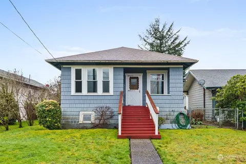 1220 Tower Ave, Raymond, WA 98577