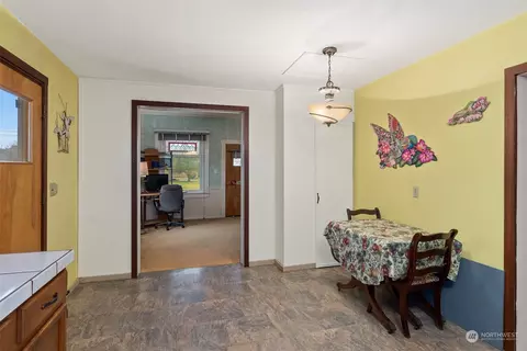 1220 Tower Ave, Raymond, WA 98577 photo 11