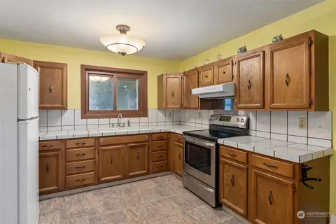 1220 Tower Ave, Raymond, WA 98577 photo 10
