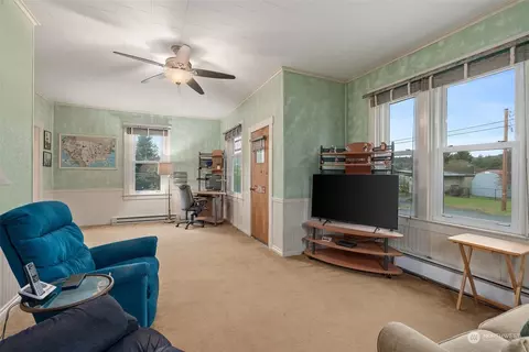 1220 Tower Ave, Raymond, WA 98577 photo 7
