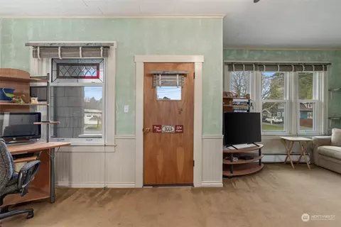 1220 Tower Ave, Raymond, WA 98577 photo 5
