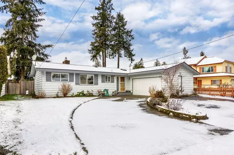 24245 13th Pl S, Des Moines, WA 98198