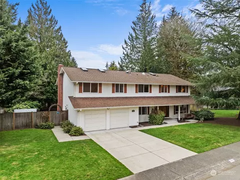 15204 NE 68th St, Redmond, WA 98052