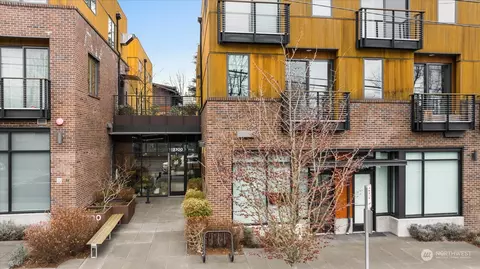 3300 NE 65th St #218, Seattle, WA 98115
