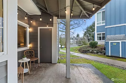Exterior - 3905 243rd Pl SE #M103, Bothell, WA 98021 photo 4 of 6