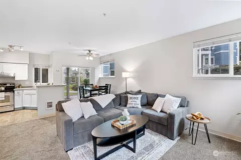 3905 243rd Pl SE #M103, Bothell, WA 98021