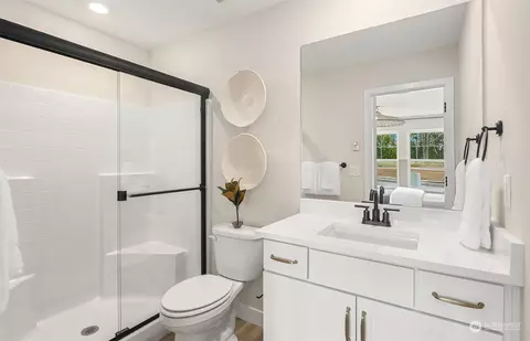 Bath - 20342 91st Ave NE #A, Bothell, WA 98011 photo 1 of 4