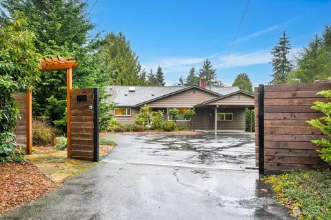 13515 Corliss Ave N, Seattle, WA 98133
