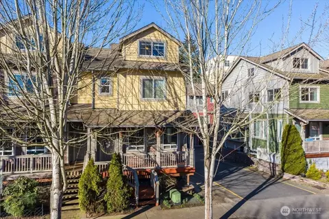 8079 165th Ave Ne NE, Redmond, WA 98052