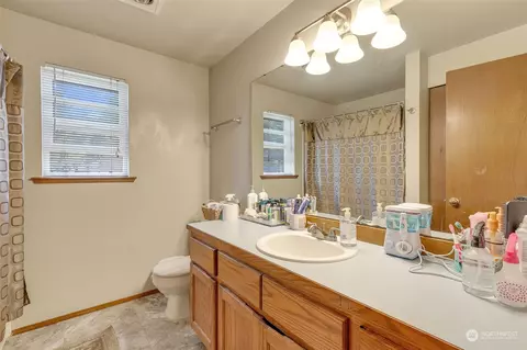 5529 Seahurst Ave, Everett, WA 98203 photo 28