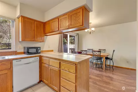5529 Seahurst Ave, Everett, WA 98203 photo 13