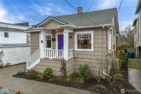1407 NW 61st St, Seattle, WA 98107