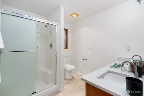 Bath - 13530 Meadow, Everett, WA 98208 photo 2 of 3
