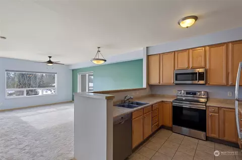 508 Darby Dr #211, Bellingham, WA 98226